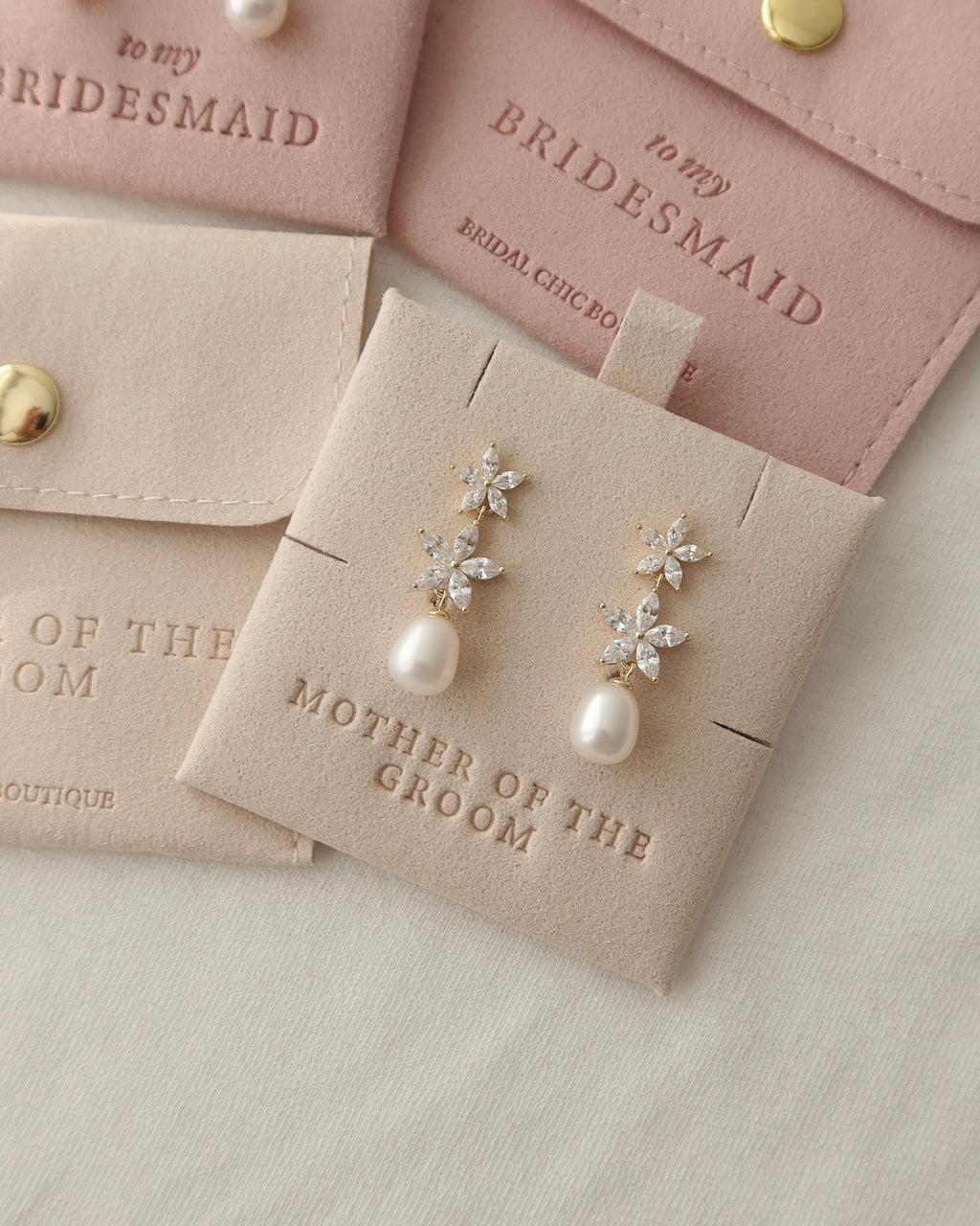 Lily Pearl Earrings